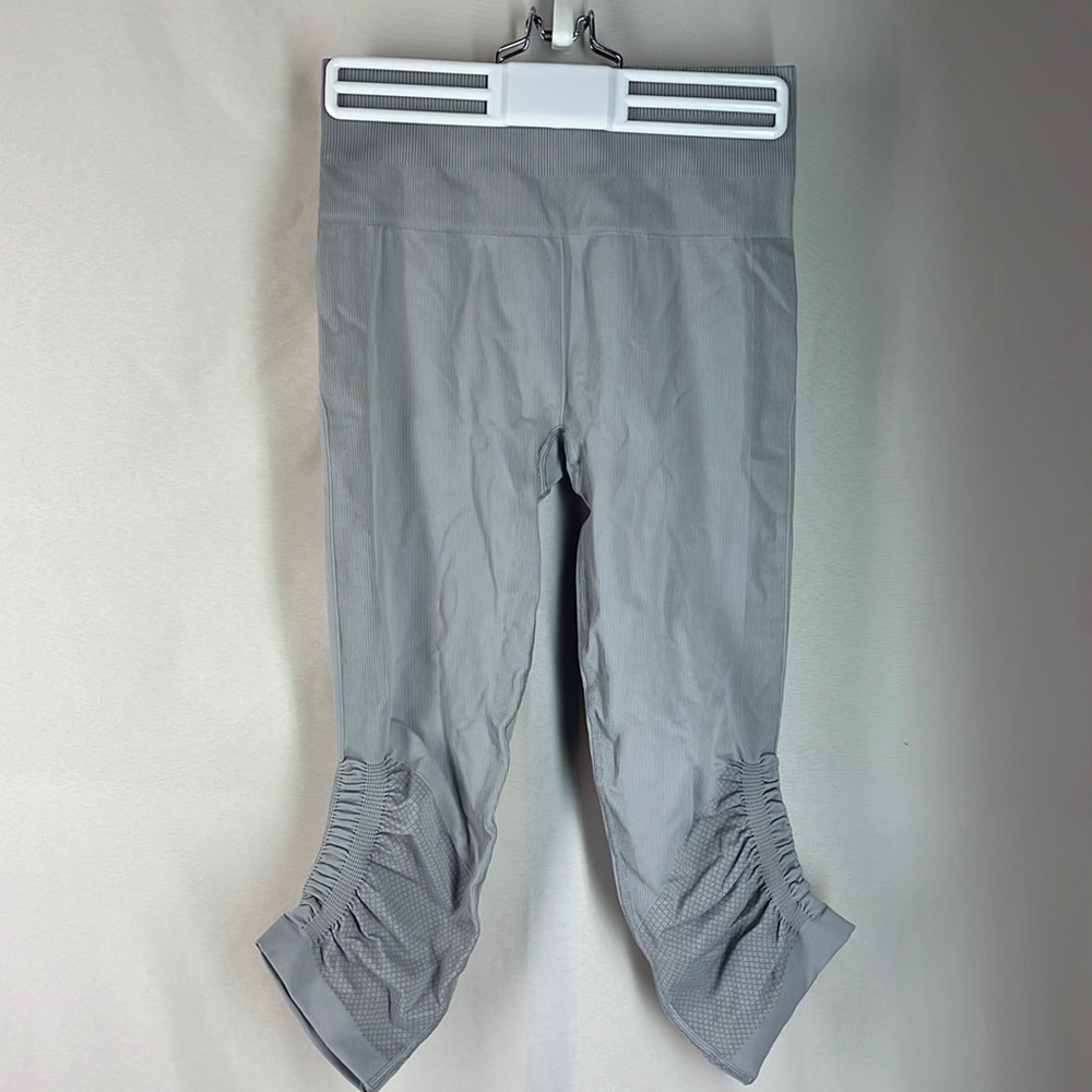Grey/Light Violet Lululemon Capris